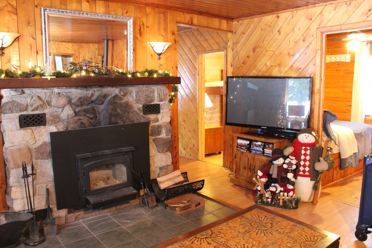 Miller Lake Lakefront Hope Lodge מראה חיצוני תמונה