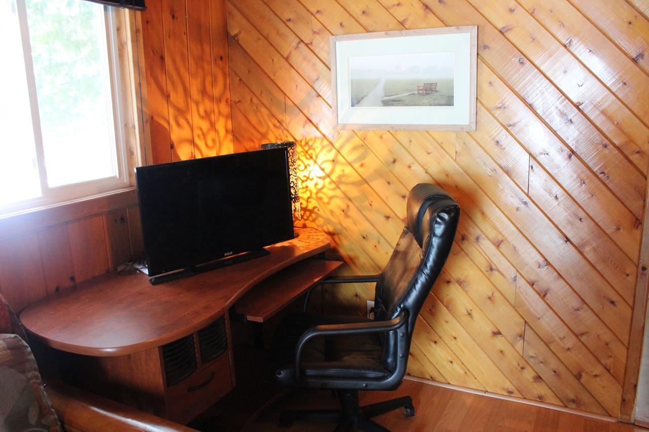 Miller Lake Lakefront Hope Lodge מראה חיצוני תמונה