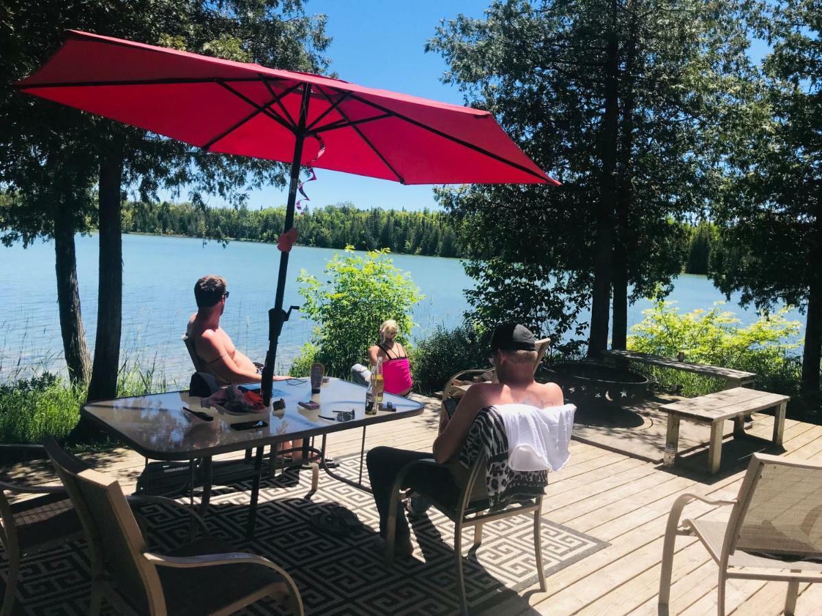 Miller Lake Lakefront Hope Lodge מראה חיצוני תמונה