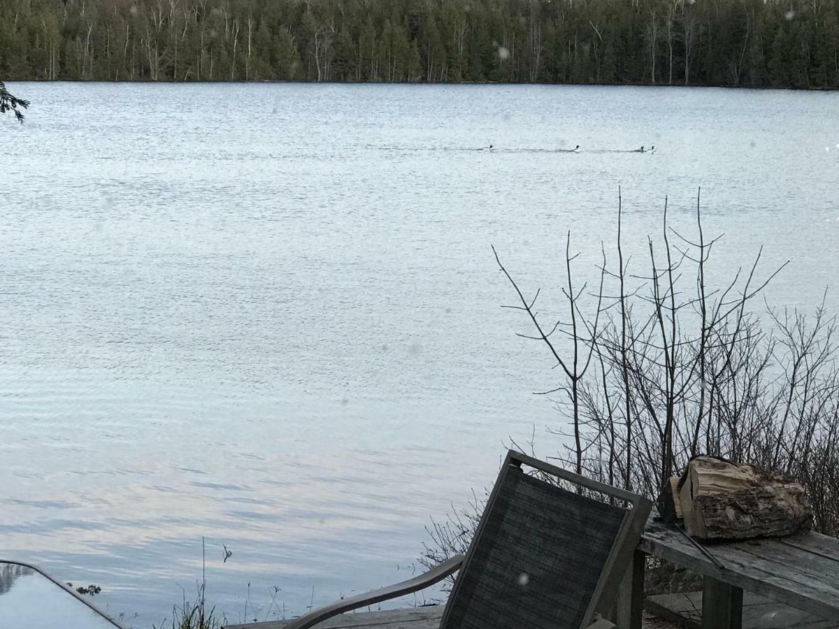 Miller Lake Lakefront Hope Lodge מראה חיצוני תמונה