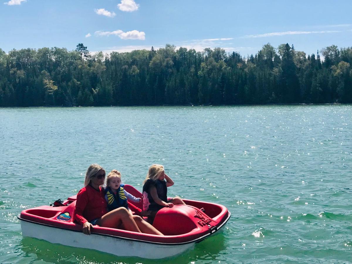Miller Lake Lakefront Hope Lodge מראה חיצוני תמונה
