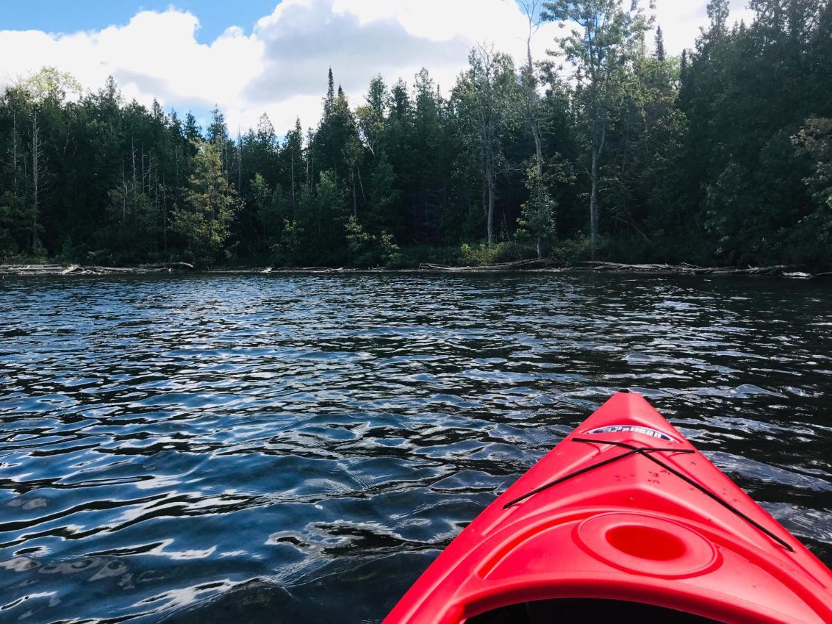 Miller Lake Lakefront Hope Lodge מראה חיצוני תמונה