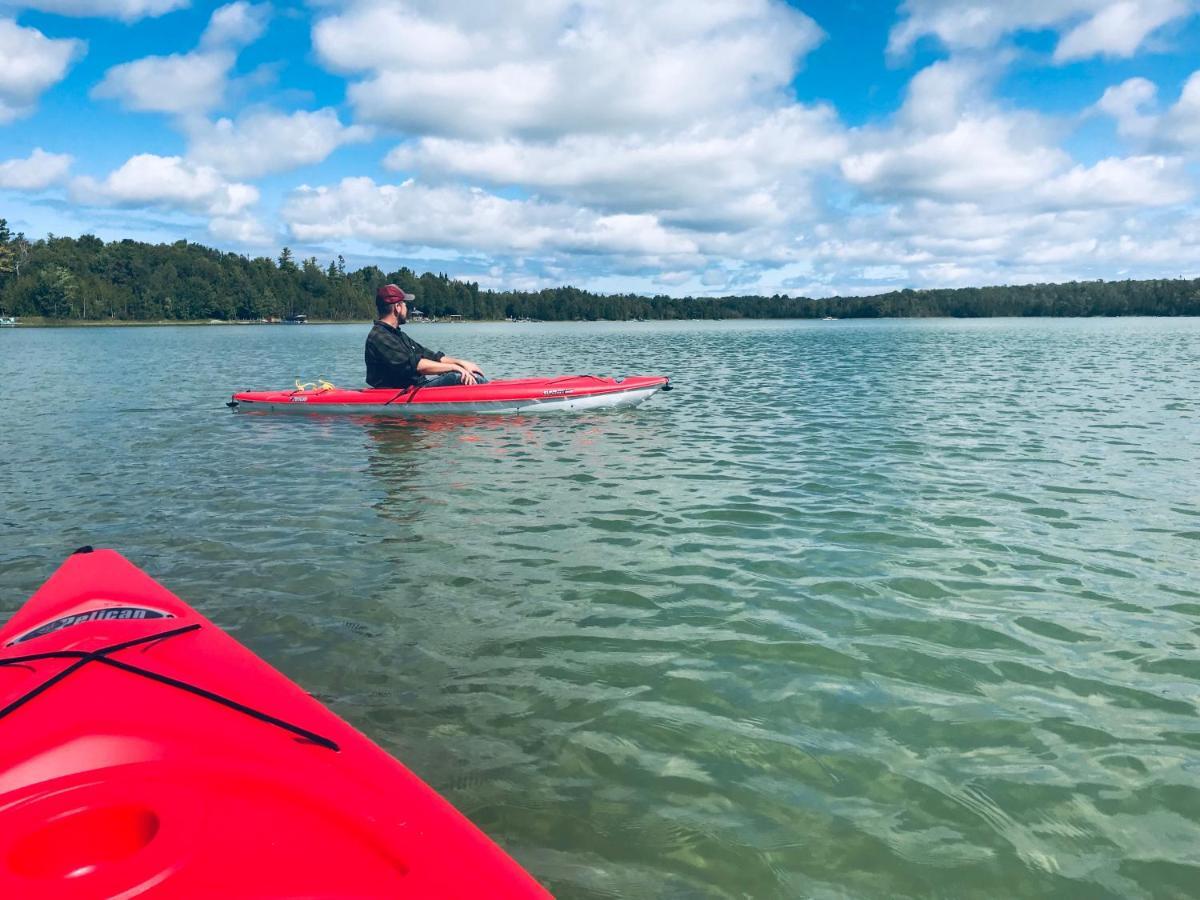 Miller Lake Lakefront Hope Lodge מראה חיצוני תמונה